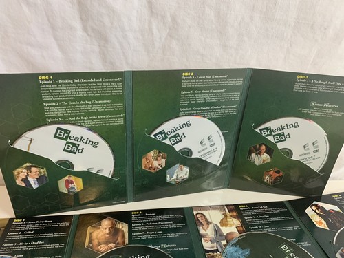Breaking Bad: Complete Seasons 1, 2, 5 Cases 13 Discs Bryan Cranston - Foto 4 di 7
