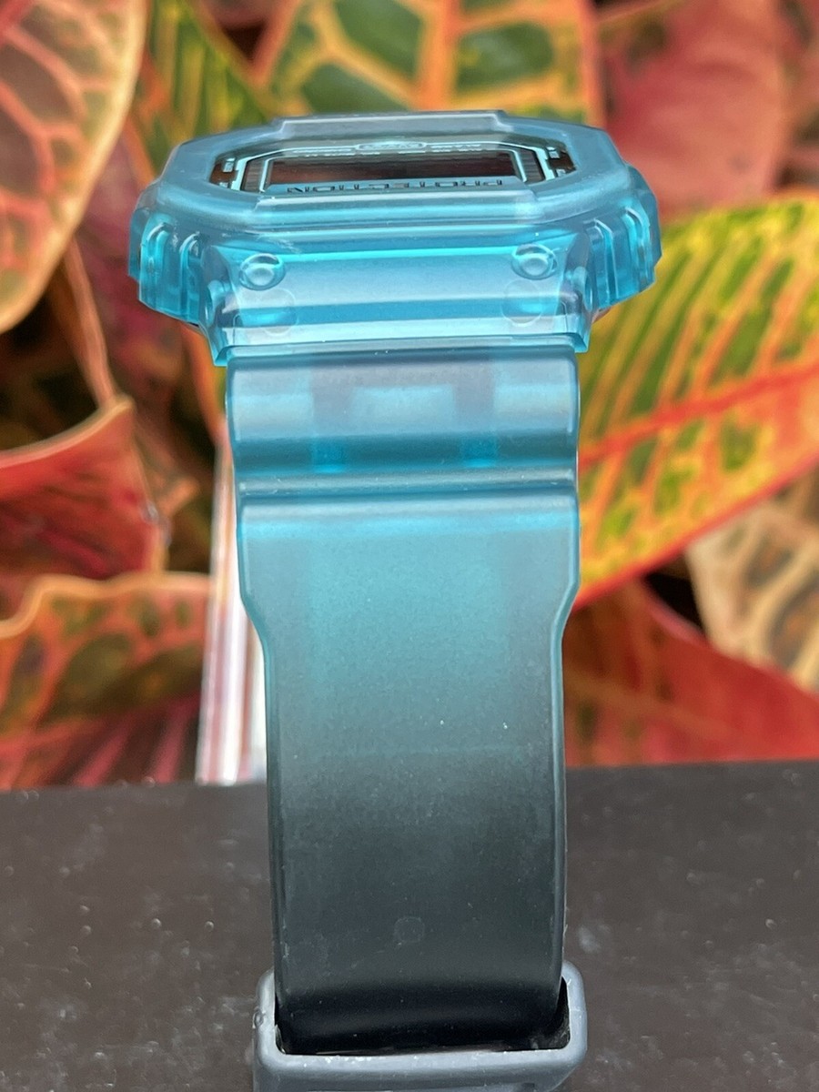 CASIO G-SHOCK DW-B5600G-2JF Blue Black Bluetooth Watch CASIO G-SHOCK DW-B5600G-2JF Blue Black Bluetooth Watch