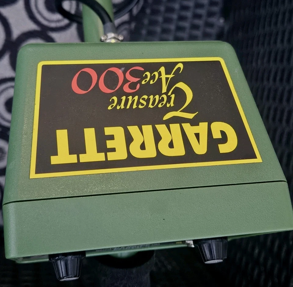 Garret Treasure Ace 300 Metal Detector With Coil & Carry Bag VGC - Image 3 of 3