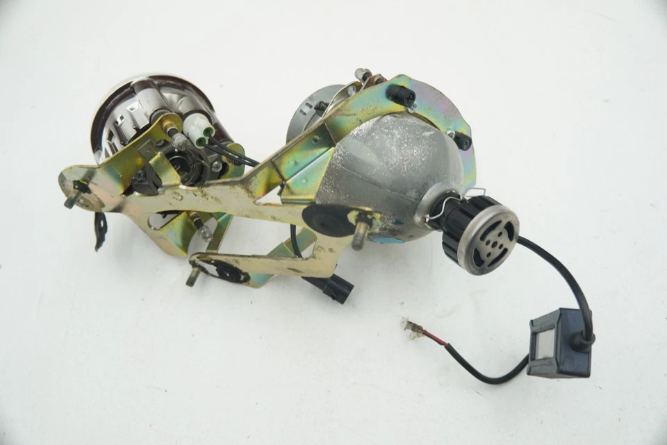 Soporte de faro delantero derecho A117M0092S OEM Lotus Elise Exige 2005 Foto 4 de 4