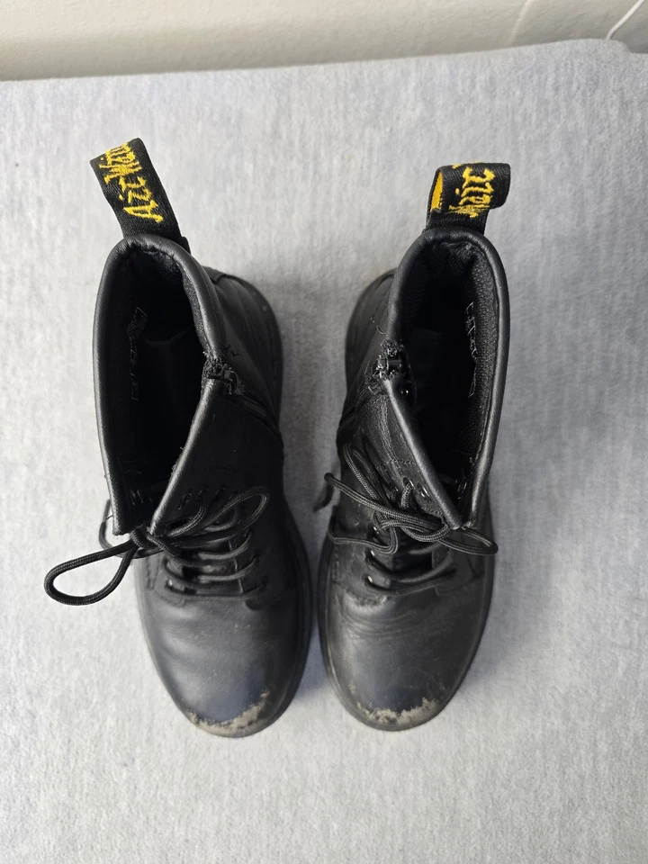Doc Dr. Martens Delaney Unisex Youth Black Combat Boots Side Zip AW004 Sz 4 US - Image 2 of 4