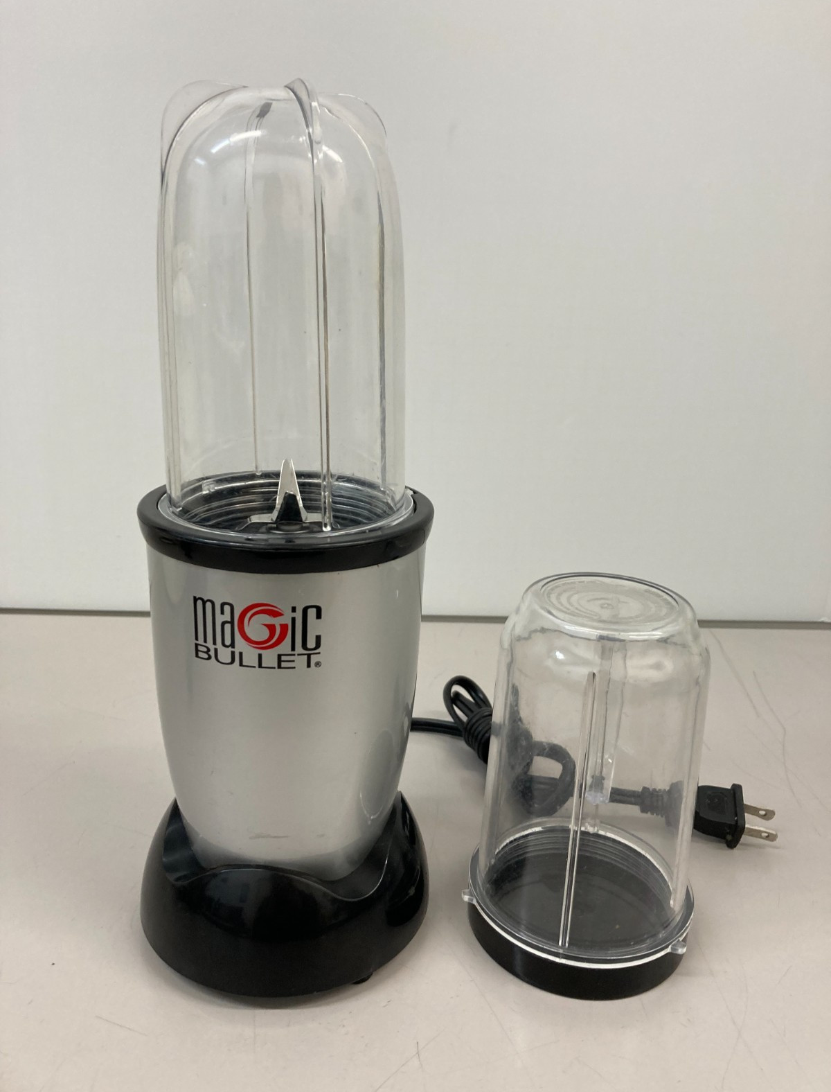 Magic Bullet Blender MB1001B 250W Compact Personal Mixer Smo