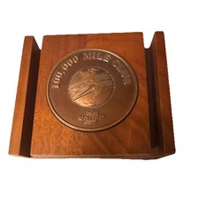 Vintage United Airlines 100,000 Mile Club Bronze Medallion Wood Plaque 1960s