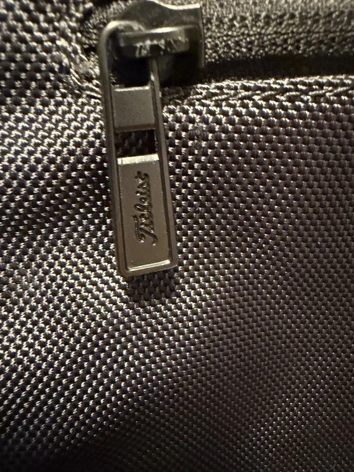 Mochila Titleist Player Gris Negra Bolsa para Laptop Viaje Golf PGA Profesional Foto 4 de 4