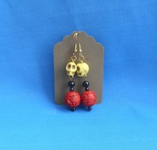 Handmade Halloween Pierced earrings Skull stones, Beads