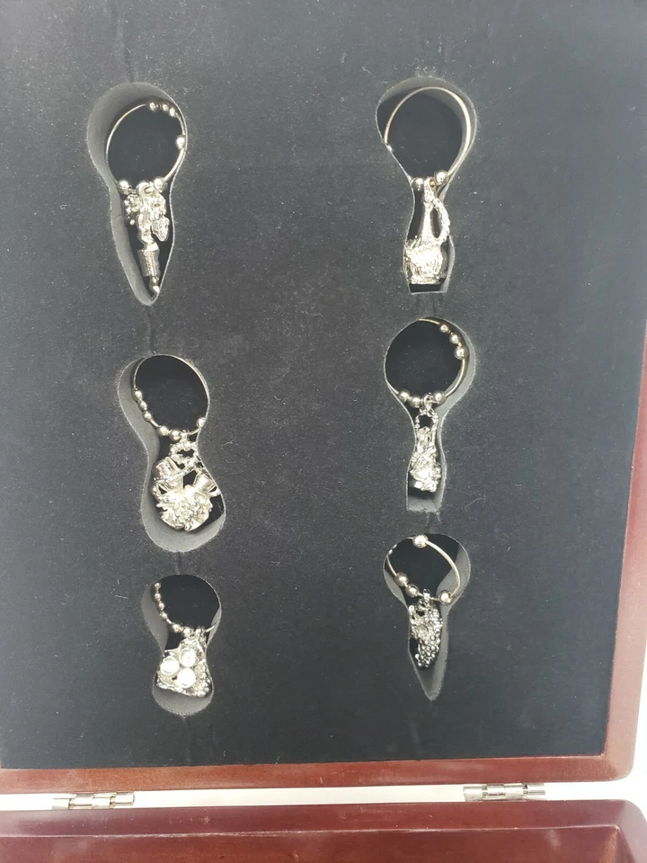 Wine Accessory Kit Legacy by Picnic Time Wood Faux Finish Carry/Storage Case - Image 2 of 4