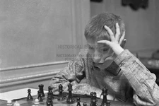 YOUNG BOBBY FISCHER CHESS TOURNAMENT BROOKLYN 1956 4X6 PHOTO