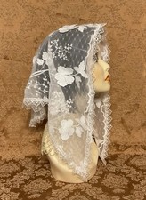 White Lace Mantilla Veil, Scalloped Edging, scarf or headwear Floral Design NEW