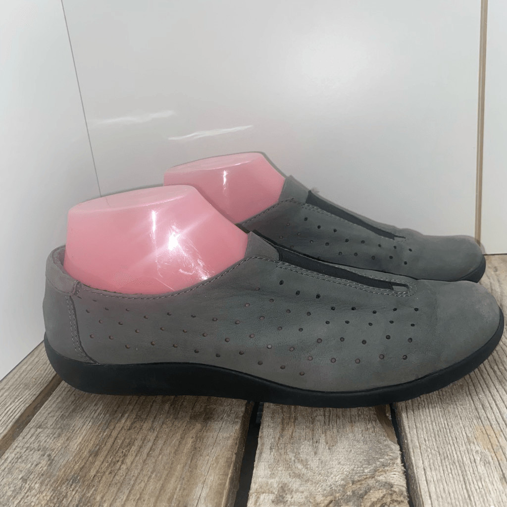 Clarks Collection Cloudsteppers Soft Cushion Gray… - image 3