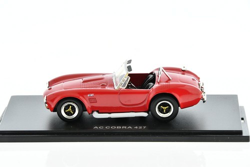 AC COBRA 427 Rosso 1/43 Universale Hobby 4874 - Foto 2 di 5