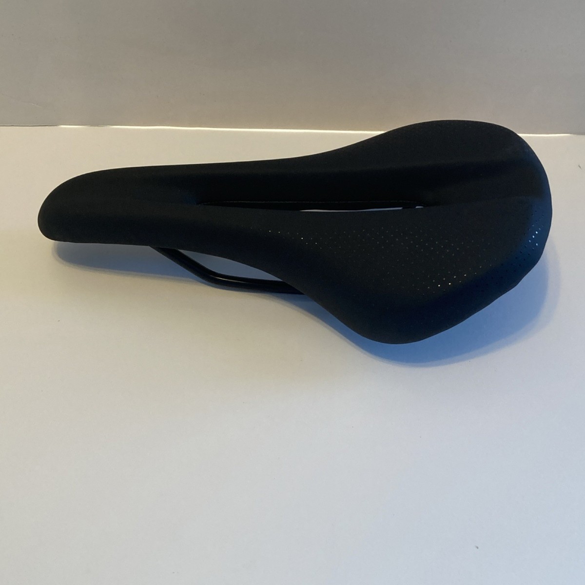 Bontrager Verse Bicycle Saddle, Steel Rails, 145mm Width | eBay