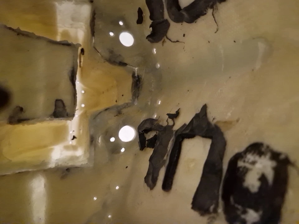 Verkaufe RC-Boot MHZ Kiton 1490 Nur Rumpf 1490 MHZ - Bild 2 von 4