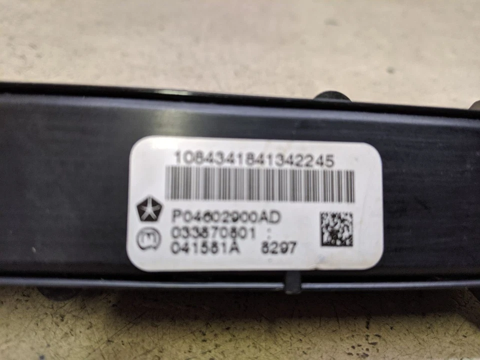 Interruptor de tablero ESP Tow Hazard Park compatible con Jeep Commander 2008 2009 2010 w177-203381 Foto 4 de 4