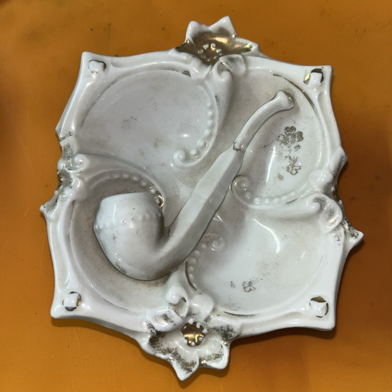 VINTAGE HTF TOBACCO 5" GERMANY CERAMIC PIPE TRAY ASHTRAY - See Desc.