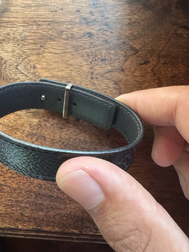 Louis Vuitton LV тонкий браслет M6456E регулируемый, черный/серый - Изображение 3 из 4