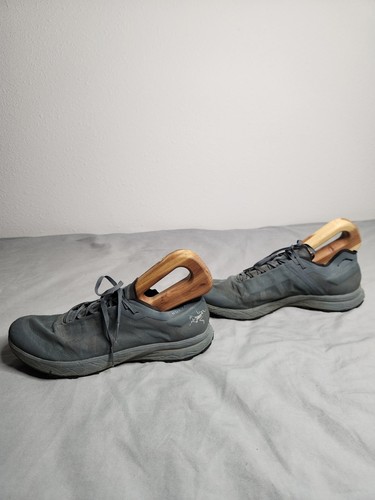 Arcteryx Norvan SL Hiking Shoes Mens Size 10.5 Gray Blue Outdoors Lightweight - Picture 5 of 9