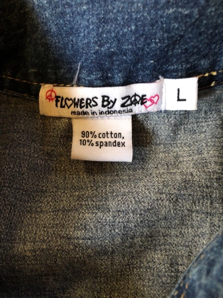 Chaleco Vaquero Flowers By Zoe con Margaritas Niñas Talla L Foto 2 de 4