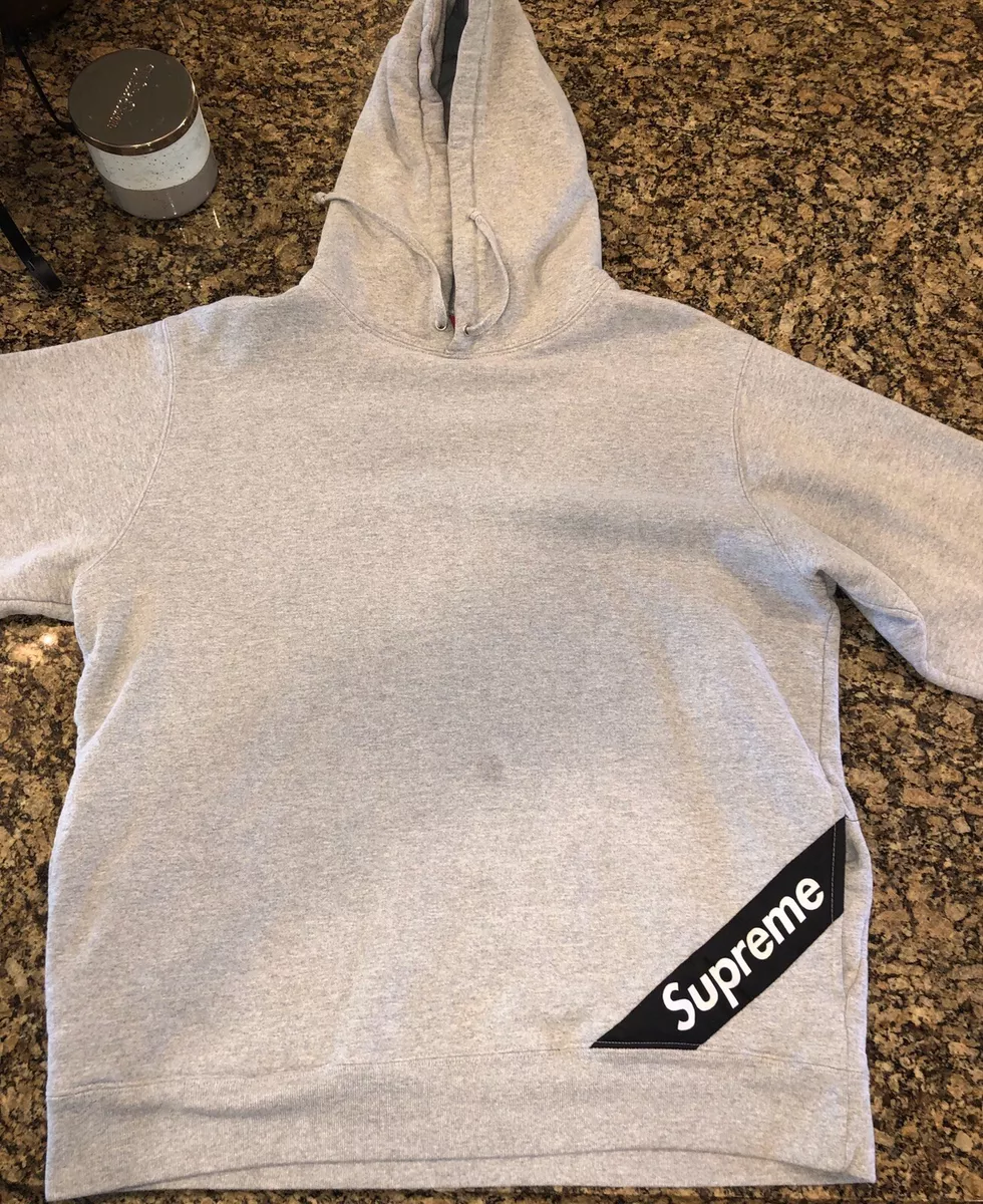 Supreme Hooded Sweatshirt