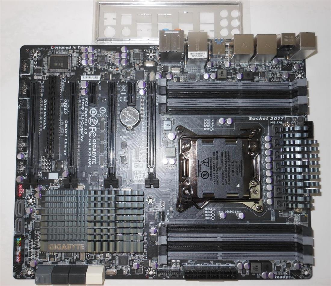 CPU付き　GIGABYTE　GA-X79-UP4　LGA2011 GIGABYTE GA-X79-UP4 Intel X79 LGA2011 DDR3 SATA3 USB3.0 4X