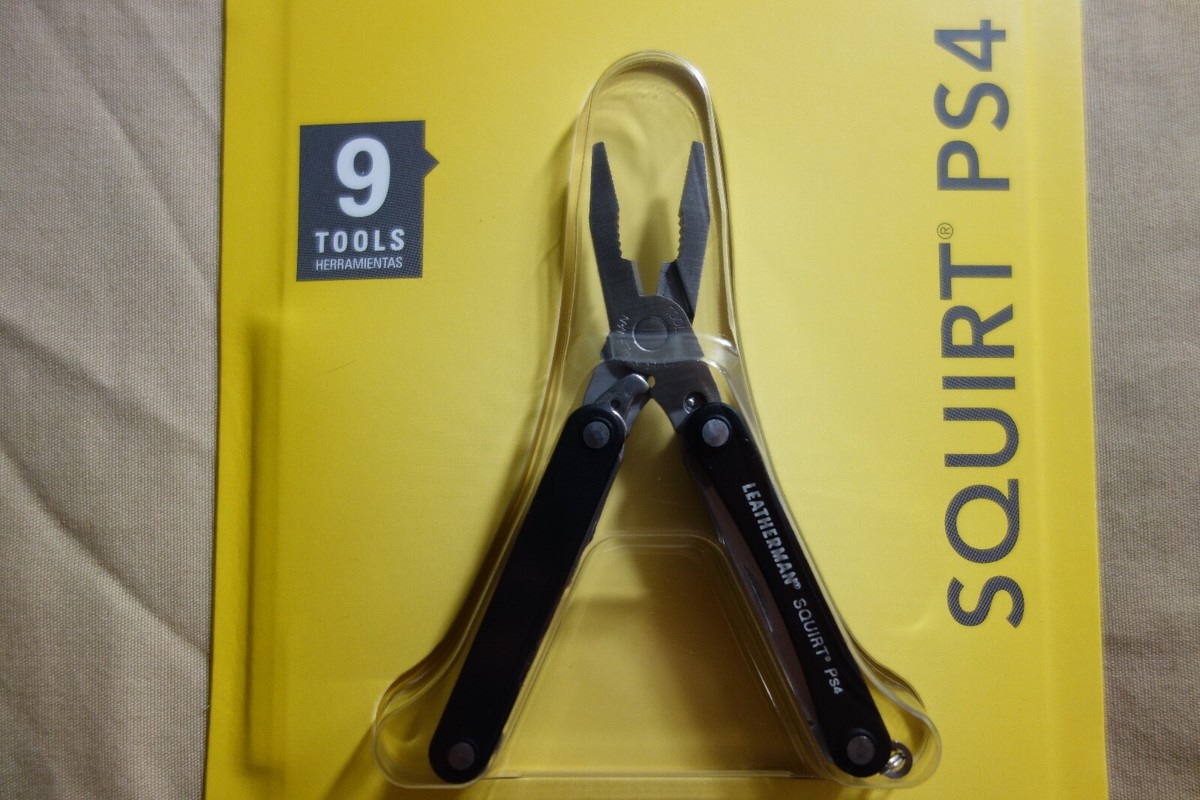 Leatherman Squirt PS4 Black 9-Tool Multi-Tool 831194 Leatherman Squirt PS4 Black 9-Tool Multi-Tool 831194