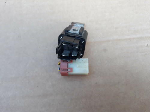 E466330160 Kia Sorento Relay module Authentic spares repair parts - Picture 3 of 3