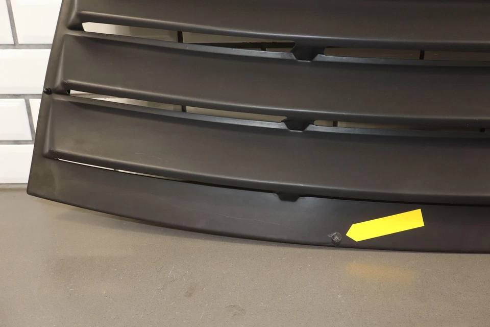 2009 Dodge Challenger SRT-8 Back Window Louvers Aftermarket Foto 4 de 4