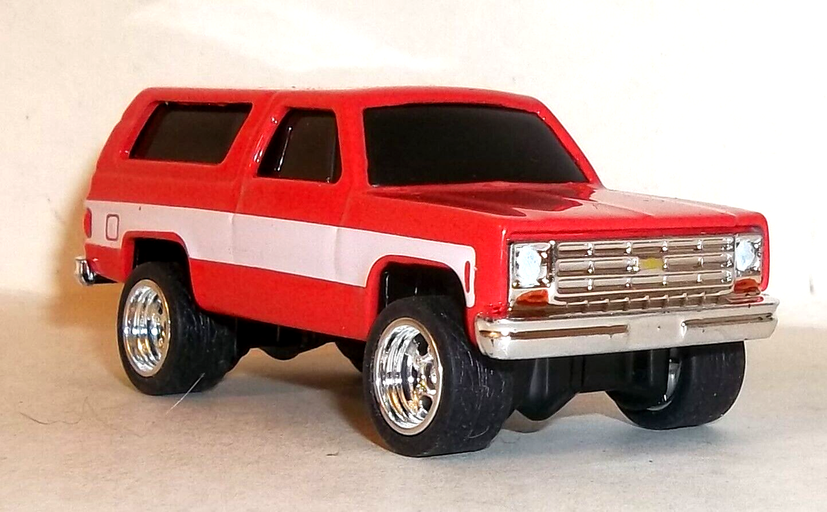 1/64 マイスト レッカー ベルエア  ホットウィール M2 LOOSE 2022 MAISTO 1:64 RED WHITE 1979 CHEVROLET K5 BLAZER
