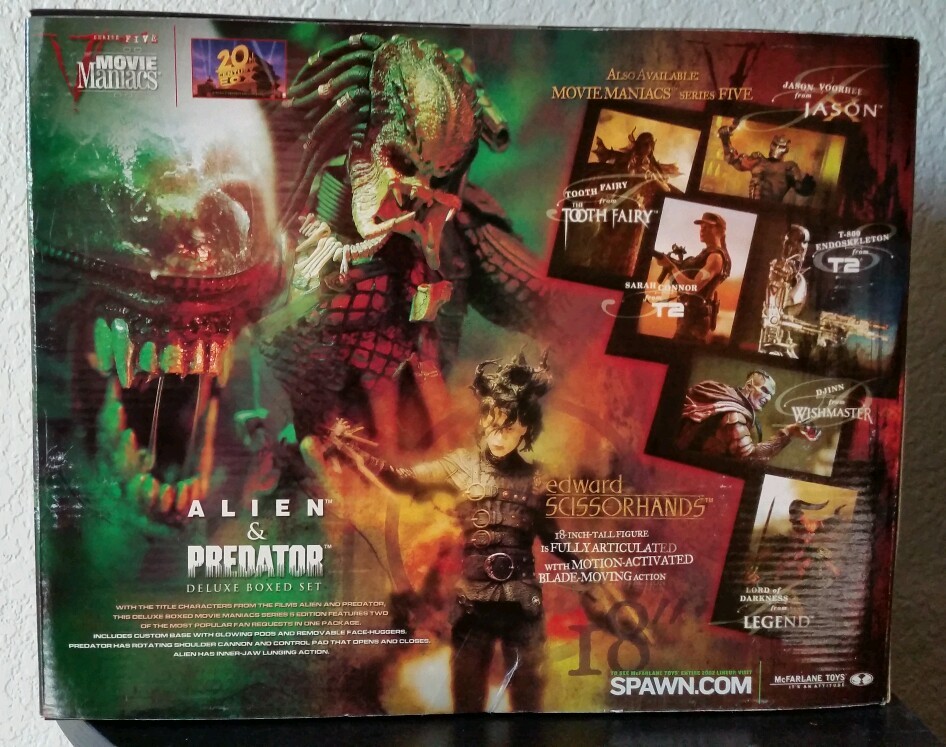 McFarlane Toys Alien and Predator Deluxe Boxed Set Movie