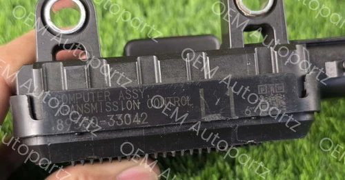 Toyota ES350 2007 Transmission Control Computer Module 89530-33042 Oem used - Picture 3 of 15
