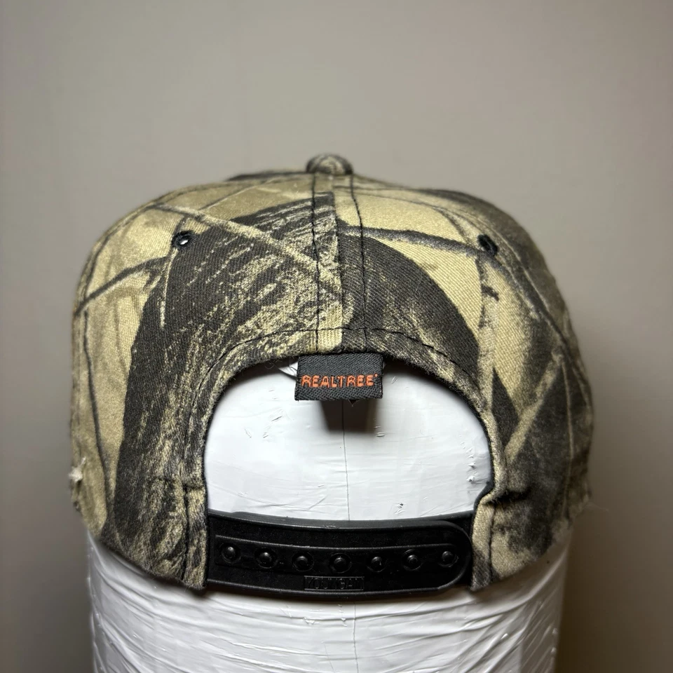 Vintage RealTree Camo Snap Back New With Tags Youth One Size Fits All - Image 4 of 4
