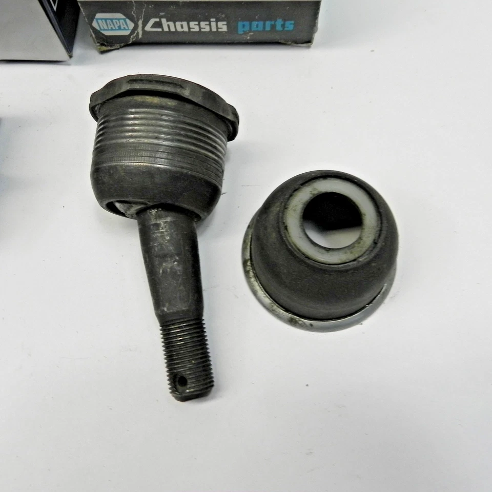 1957-70 PLYMOUTH DODGE CHRYSLER DESOTO UPPER BALL JOINT KIT NORS LOT OF 7 #K772 - Image 4 of 4