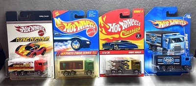 Hot Wheels Hi-Way Hauler - Flying Customs, Photo Finish, Classics S3, City Works