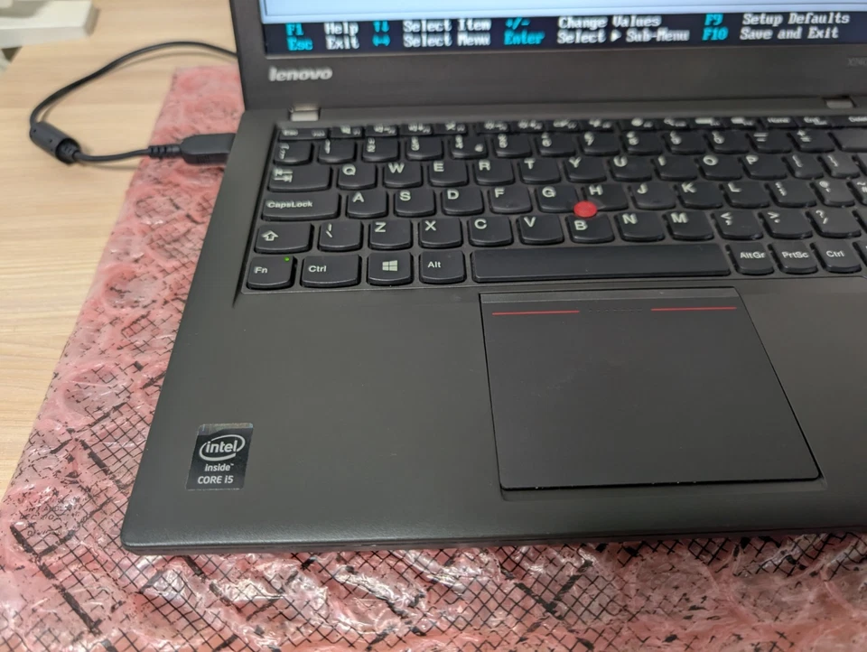 Lenovo ThinkPad X240 - Intel Core i5-4200U - 4GB Ram - No Storage - BIOS Locked - Image 2 of 4