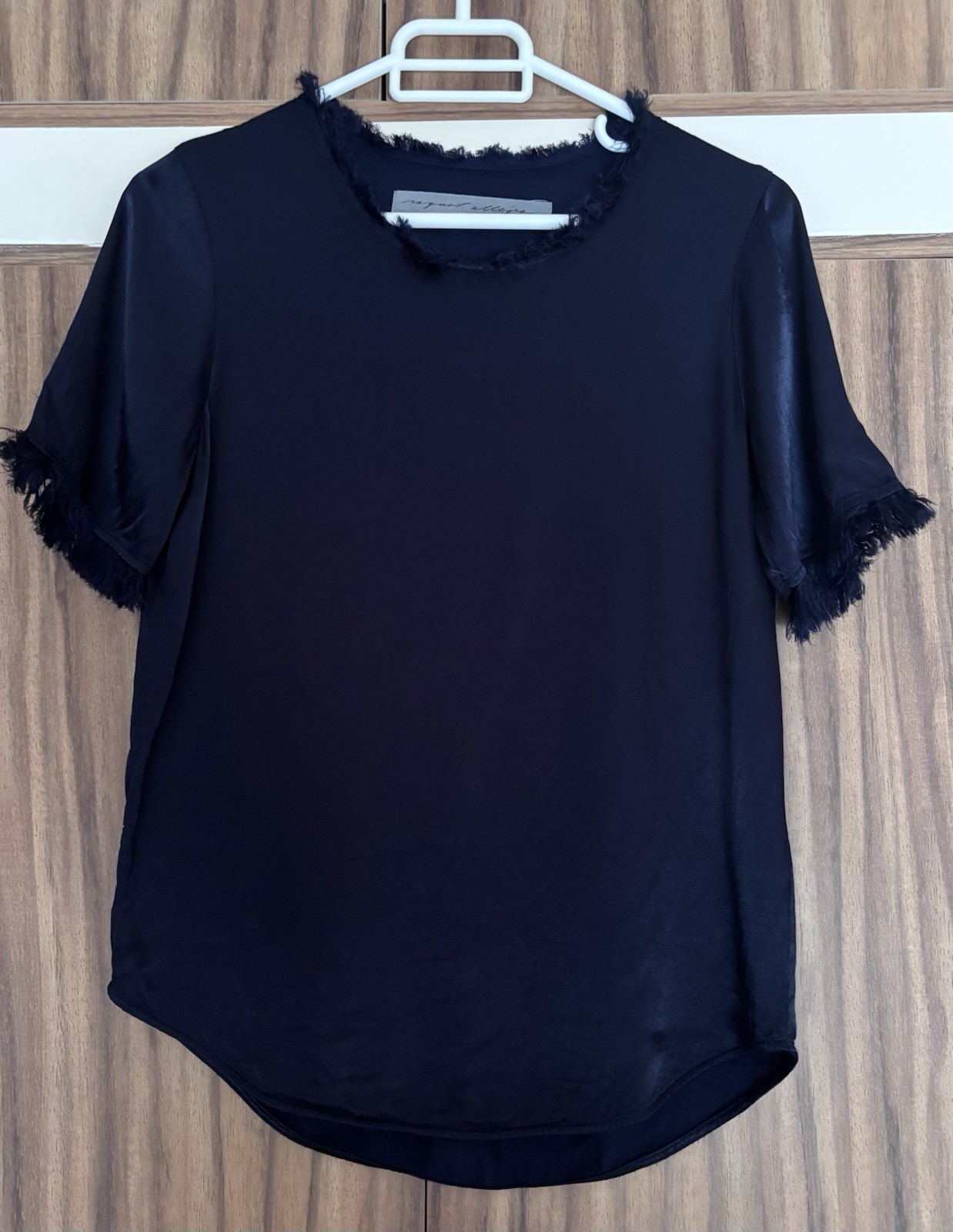 Raquel Allegra Women's Size 0 Top Navy Short Sleeve Frayed Edge 100% Rayon
