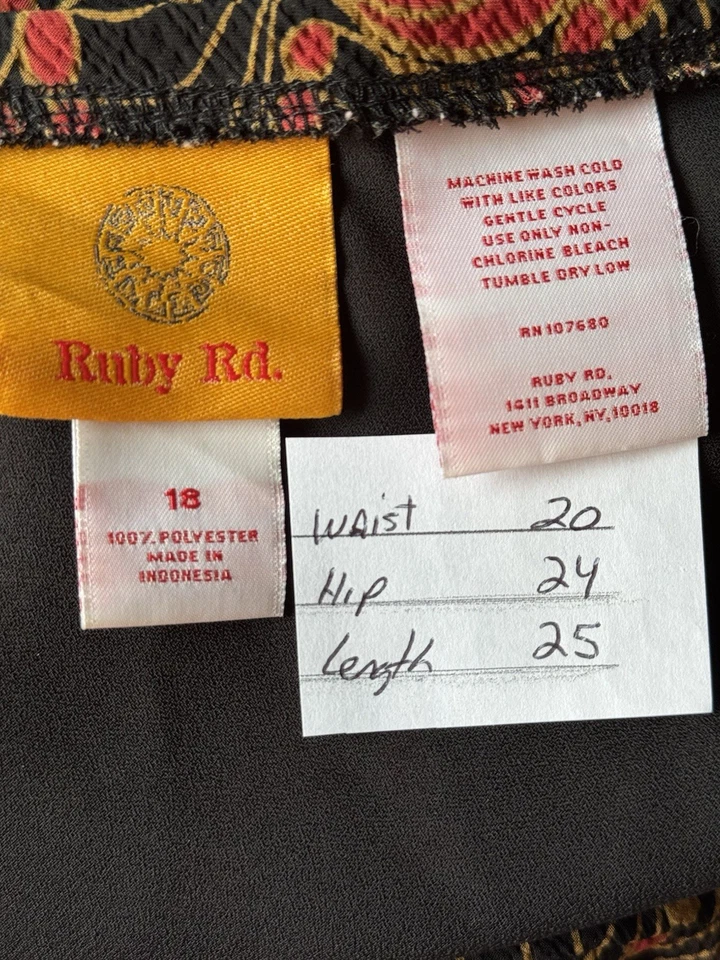 Falda midi Ruby Rd para mujer 18 negra roja dorada línea A forrada fiesta navideña Foto 2 de 4