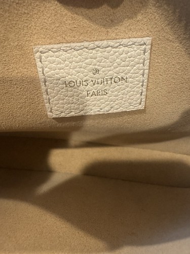 louis vuitton Ivory Giant Empreinte Multi Accessories Pochette Bag (US Seller) - Picture 13 of 24