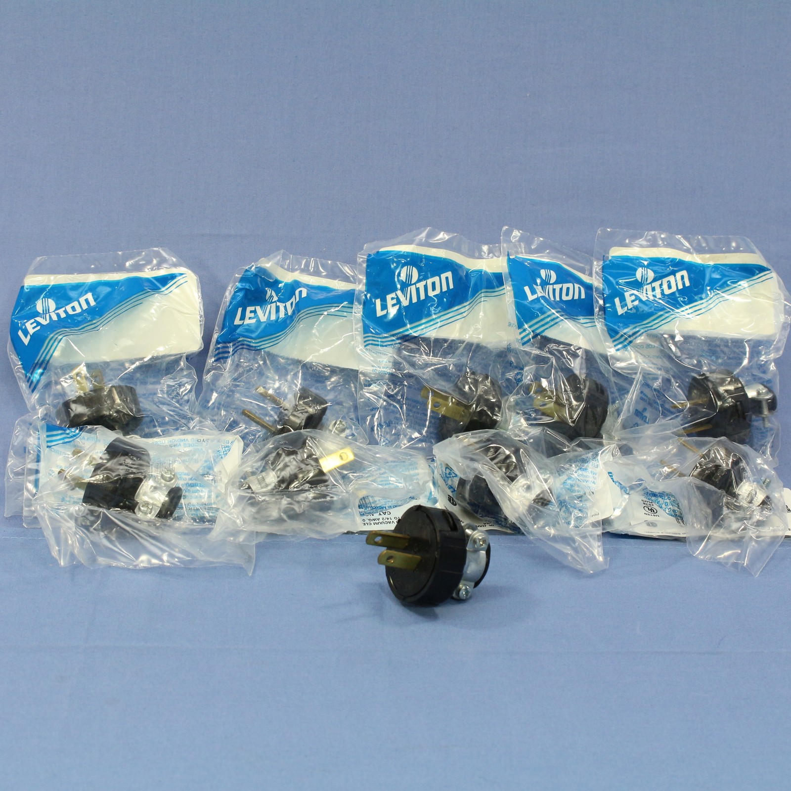 10 Leviton Round Straight Blade EZ Grip Heavy Duty Male Plugs Cord Clamp 48646