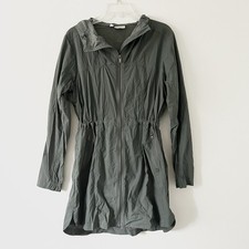 Athleta Nylon Overcloud Jacket Medium