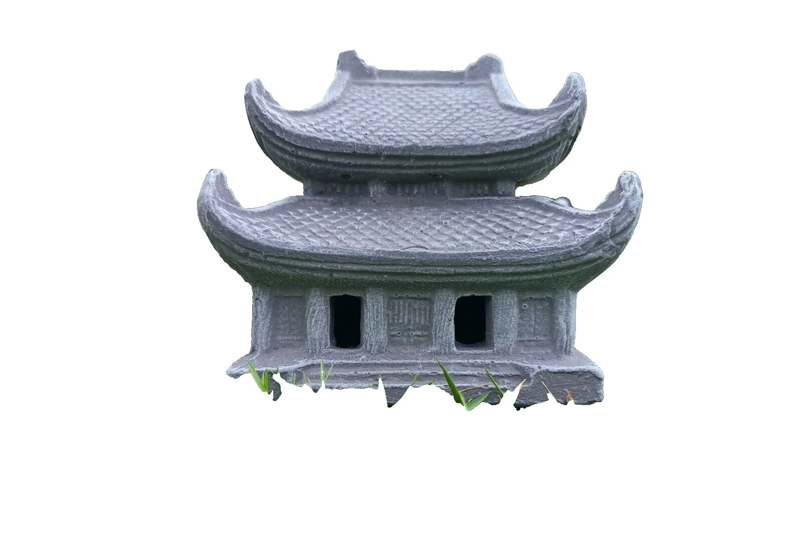 Adornos y estatuas japoneses al aire libre