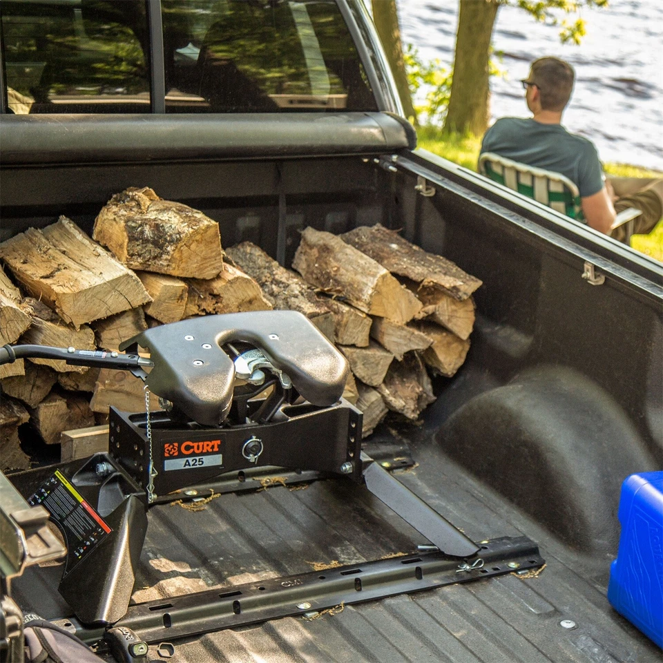 CURT 16204 Universal 5th Wheel Base Rails, 25K (Carbide Black) Foto 2 de 4