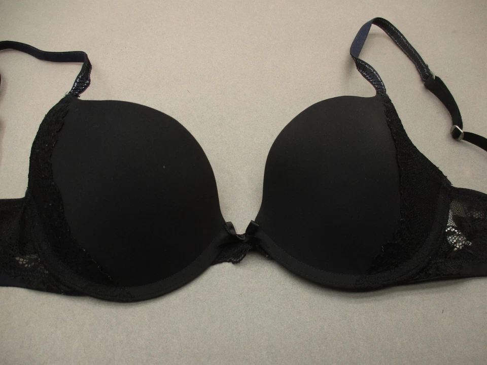 Sujetador 34C Gilly Hicks para mujer ligeramente forrado con aros cierre trasero Demi 8R Foto 2 de 4