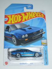 HOT WHEELS 2024 FRESCO DE FÁBRICA 8/10 - ALFA ROMEO GTV6 3.0 AZUL METALIZADO