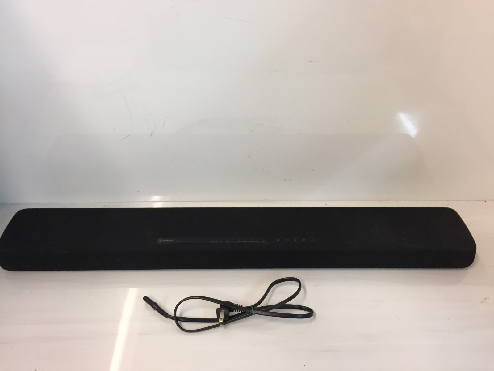 Yamaha ATS-1070 Sound Bar System Bluetooth HDMI ARC Built-in