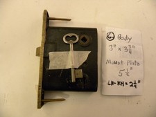 Non-Branded Lock with a Key for an Interior Door Body Size is 3" x 3 3/4" 