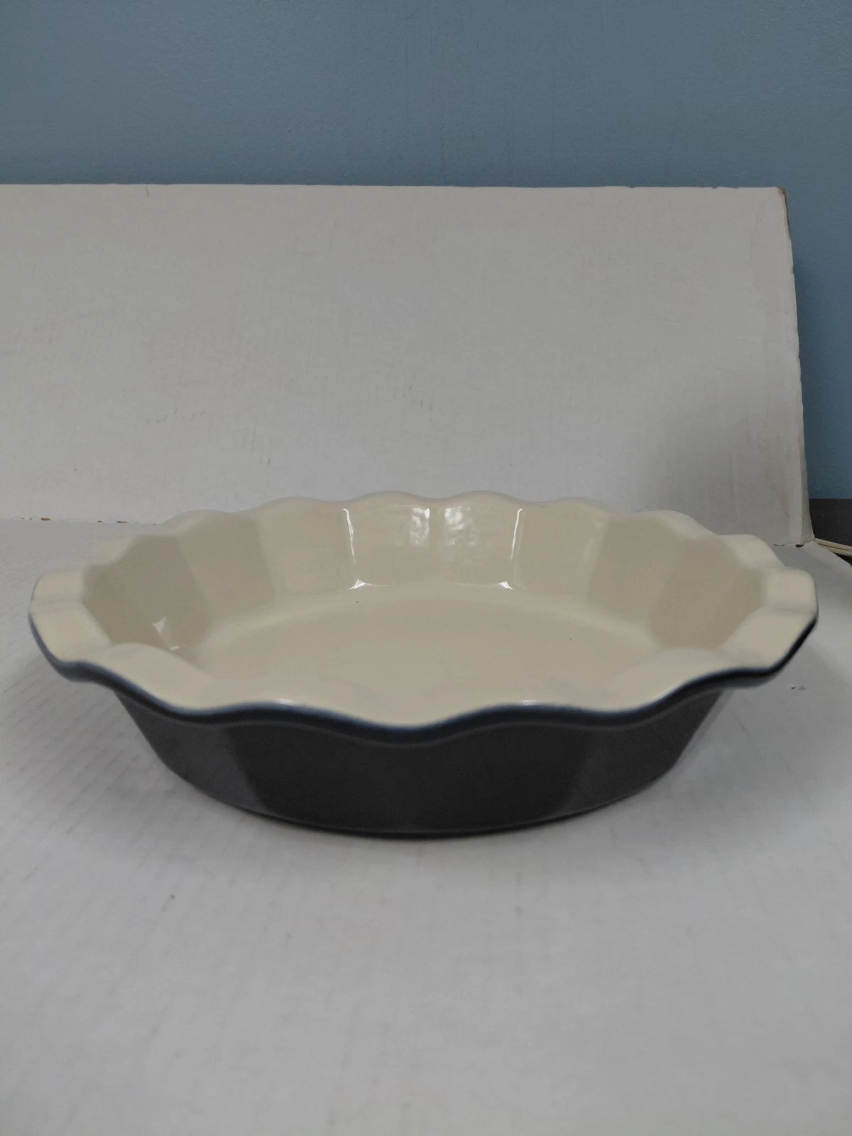 Emile Henry Cobalt Blue Pie Dish Ruffle Edge 10" Williams Sonoma