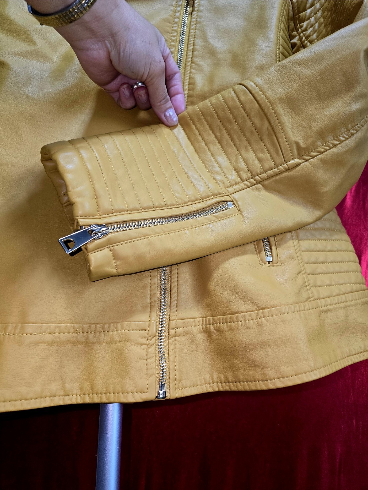 BELLIVERA 100% Polyurethane Shell Jacket - image 12