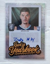 2024-25 Totally Certified Zach Edey Rookie Auto RC Yearbook Grizzlies NM-MT