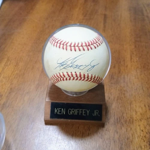Ken Griffey Jr Autographed Rawkings Baseball no COA