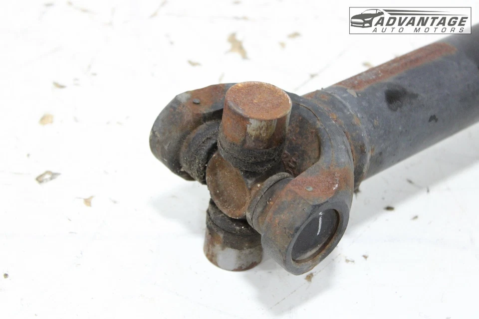 2011-2019 CHEVROLET SILVERADO 2500 HD 4WD FRONT AXLE DRIVE SHAFT PROPELLER OEM - Image 3 of 4