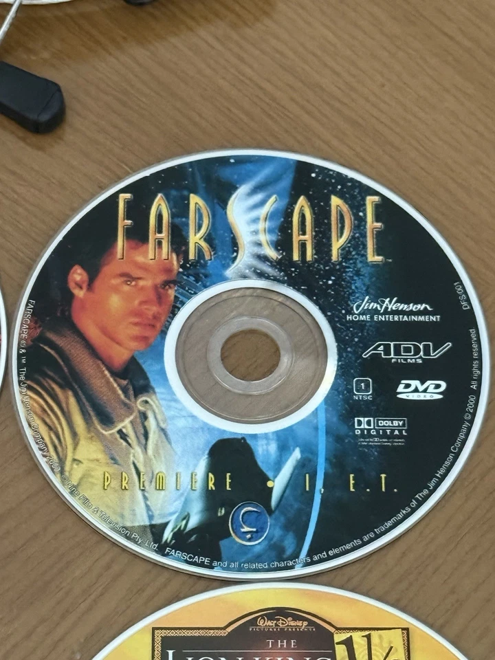 Juego de 6 DVD en una hermosa bolsa de almacenamiento naranja Eastsport para CD/DVD. Foto 3 de 4